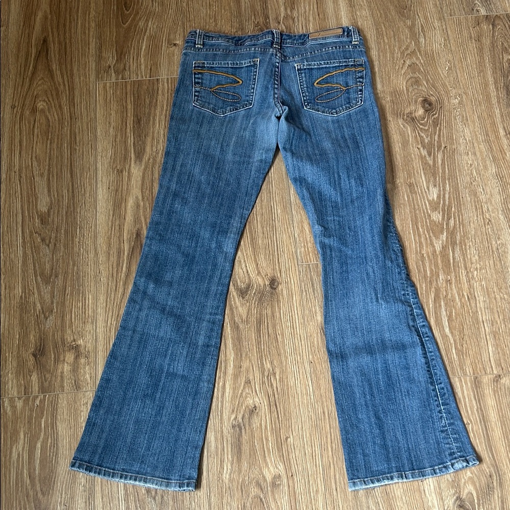 Seven7 Flare Jeans in Classic Blue